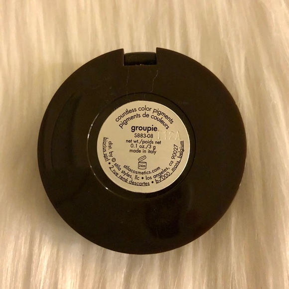 Stila Countless Color Pressed Pigments Eyeshadow Bundle - Picture 16 of 16